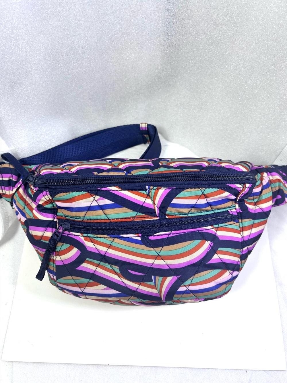 Vera Bradley LG Belt Bag. Reto Ribbons.